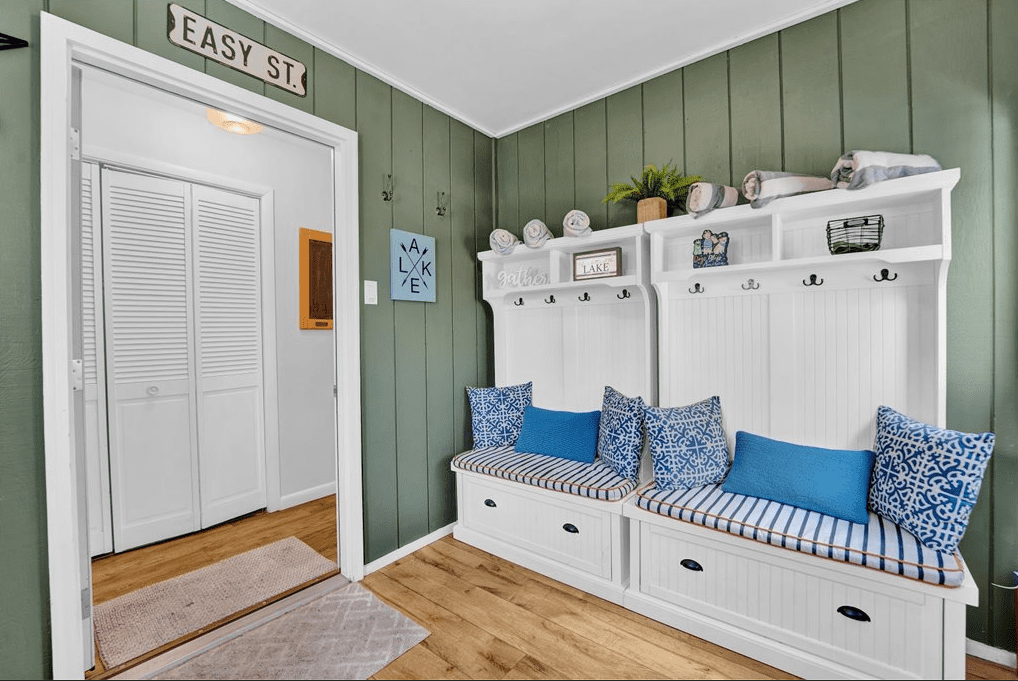 Screenshot 2025-10-17 052348