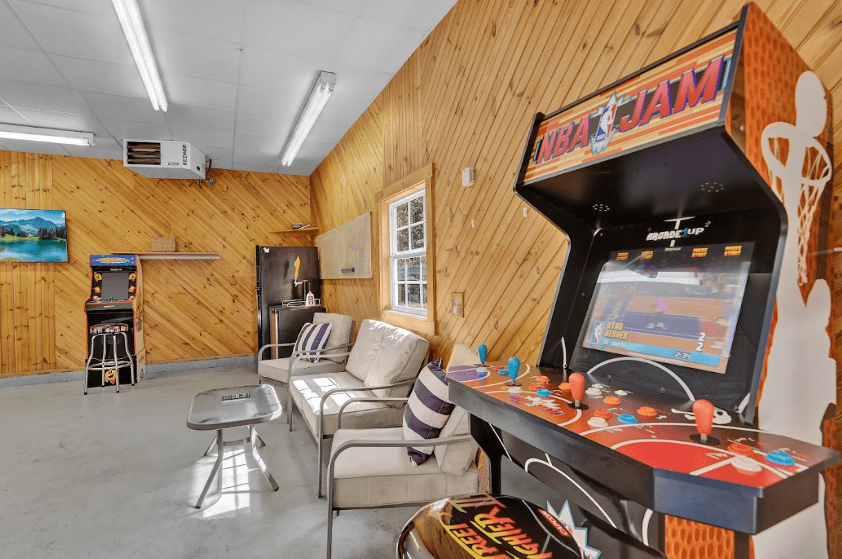 Screenshot 2025-10-17 053045